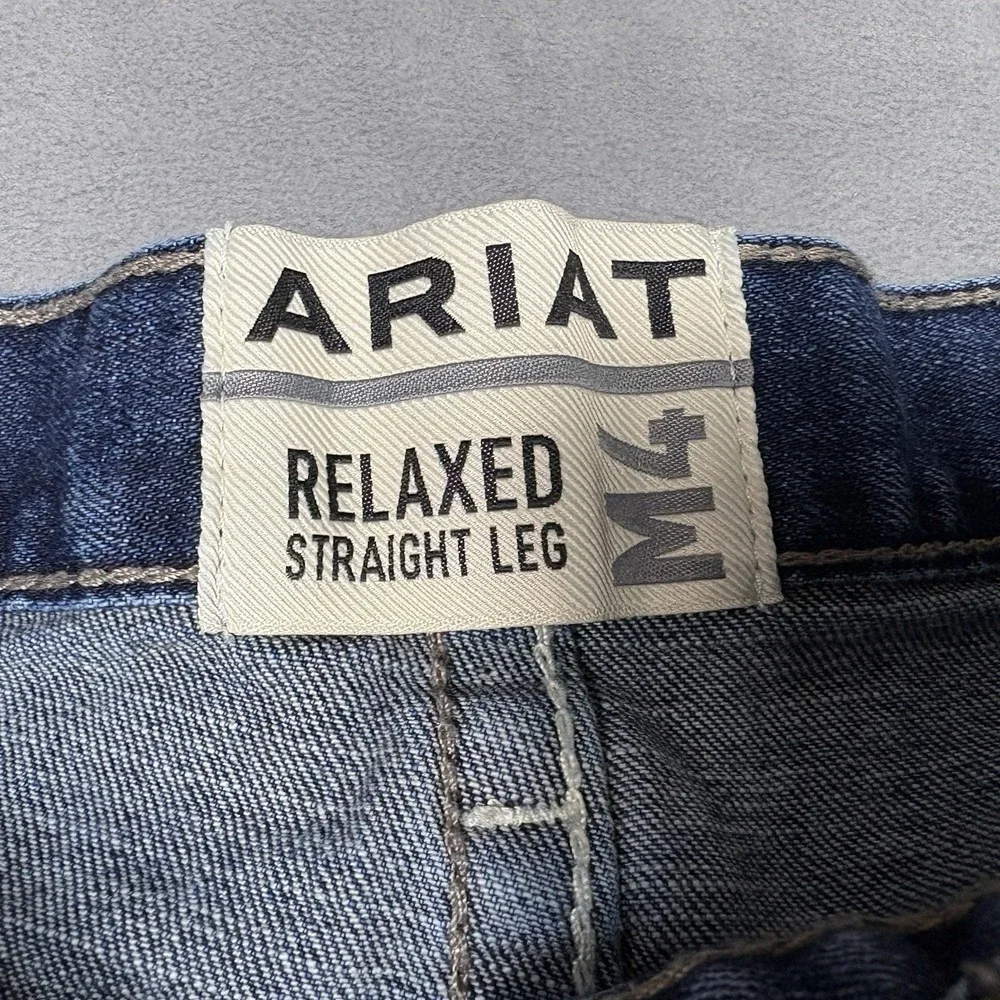 Ariat M4 Legacy Relaxed Straight Leg Jeans Mens Size 40x36 Blue Medium Wash